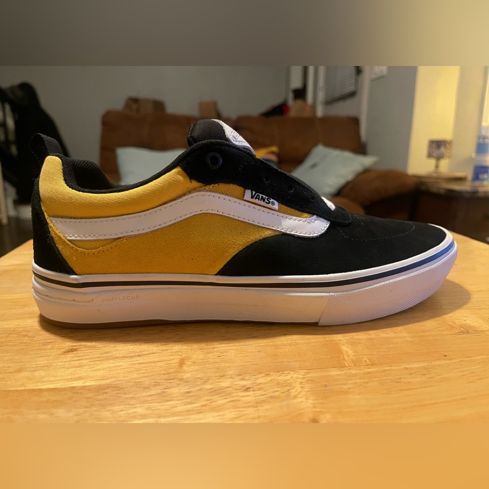 🥑Vans Kyle Walker Pro Gold/Black Men’s Size 8